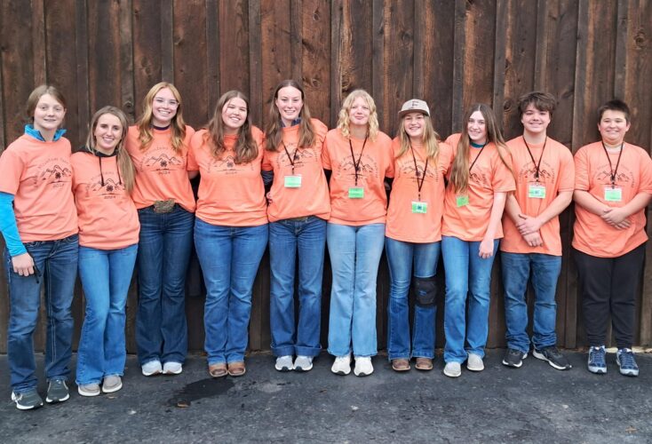 Area teenagers in 4-H attend retreat in Morris